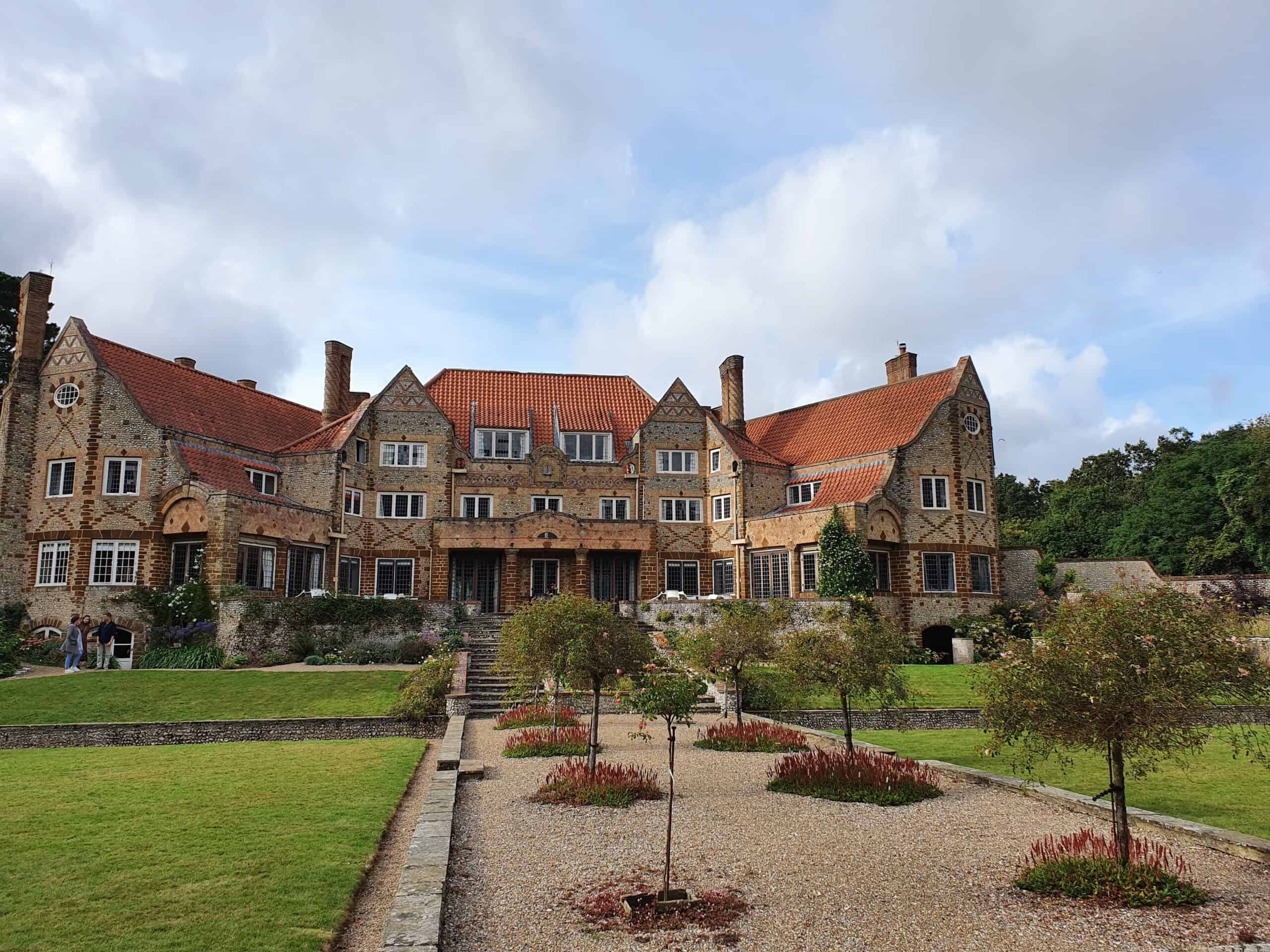 Voewood House Norfolk. Location for yoga retreat January 2022